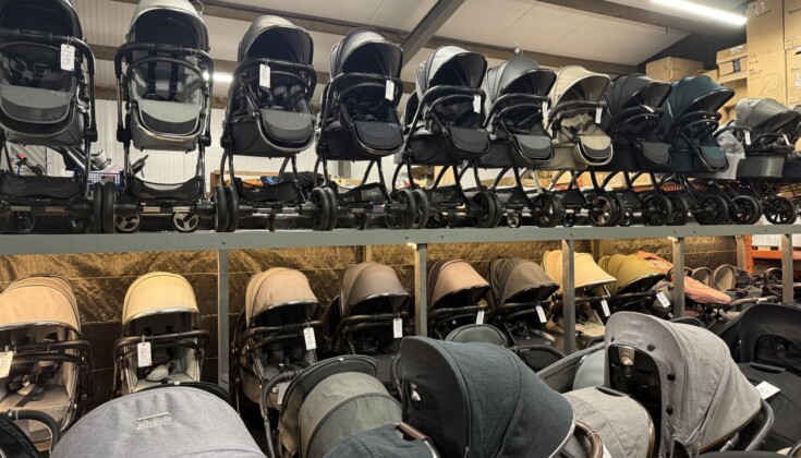 Why Buying a Preloved Pram is Good for Your Wallet – and the Planet 🌍