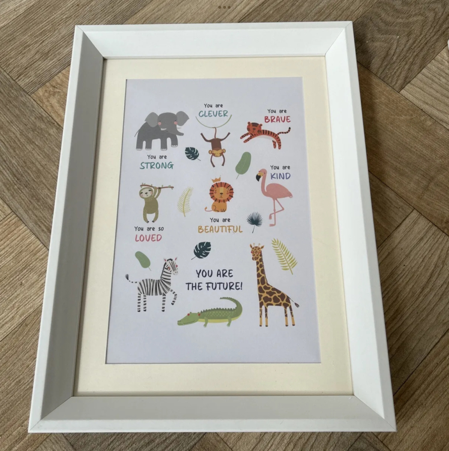 NEW Childrens Bedroom Safari Animal Photo Frame Framed Prints🦁 RRP£26 9.5”x13 - Image 3