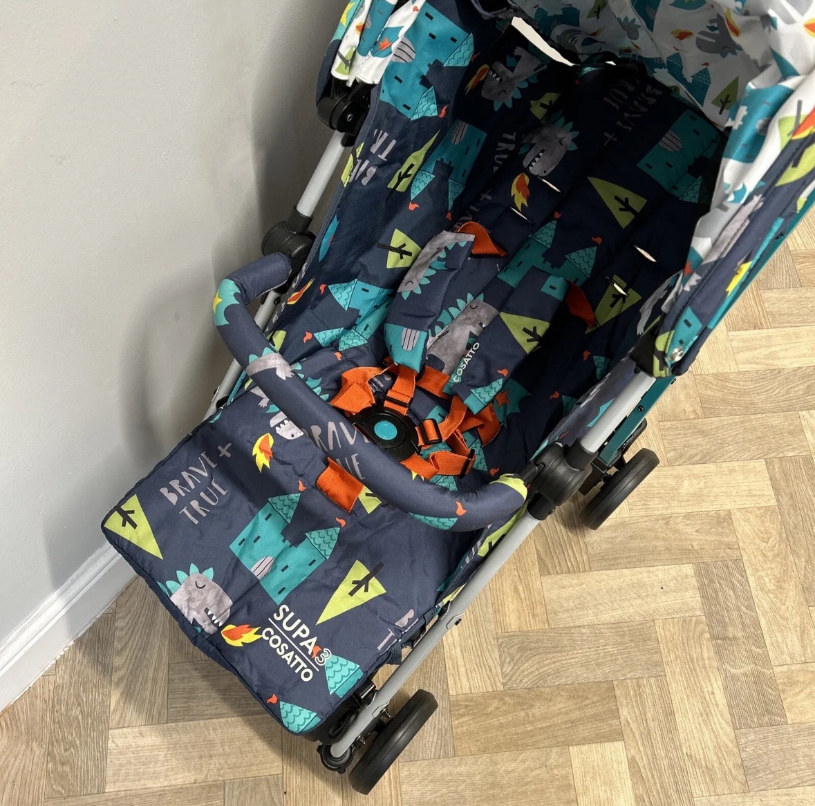 Cosatto supa stroller dragon 2025 kingdom