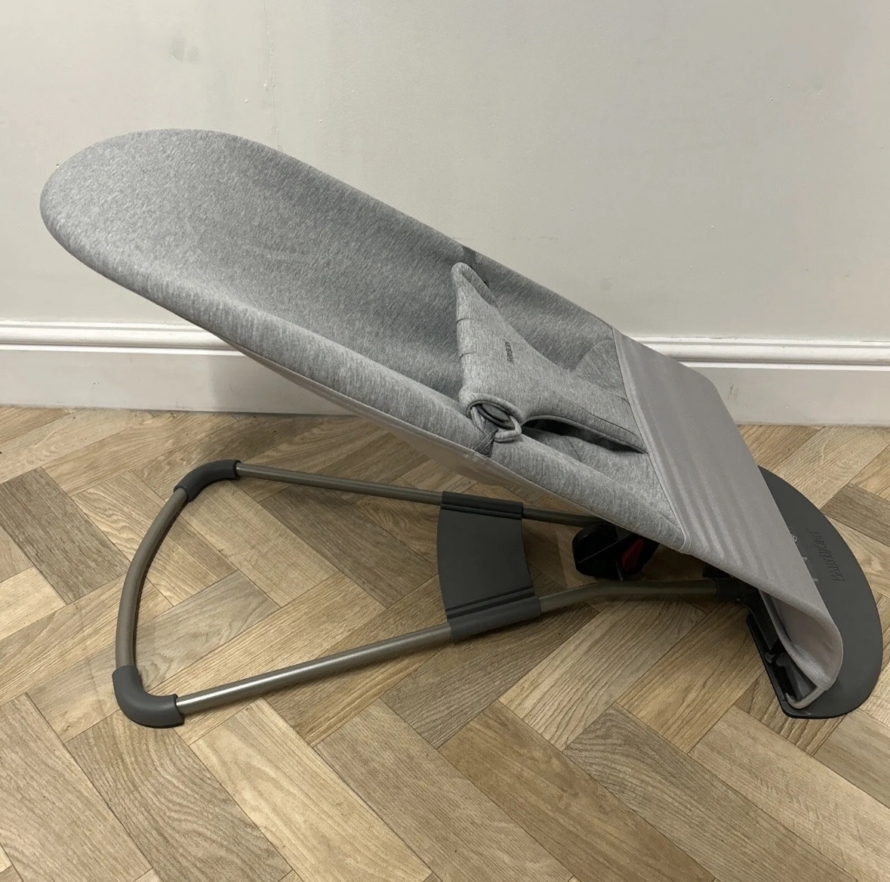 PRELOVED Baby Björn Ergonomic Bouncer Bliss - Light Grey - 3D Jersey RRP£210 - Image 3