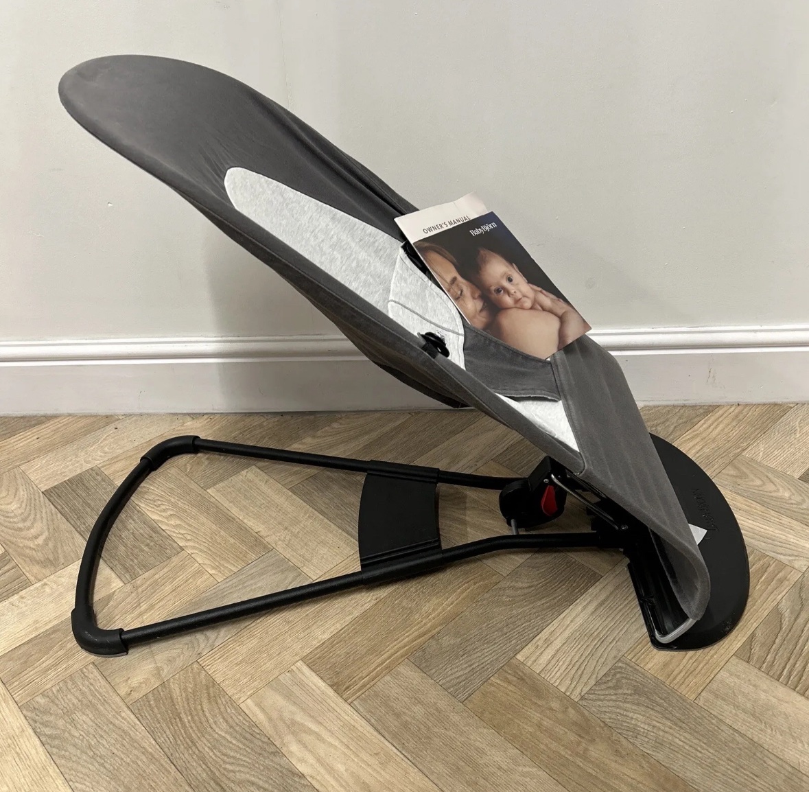 PRELOVED Baby Bj rn Ergonomic Bouncer Balance Soft Black Dark