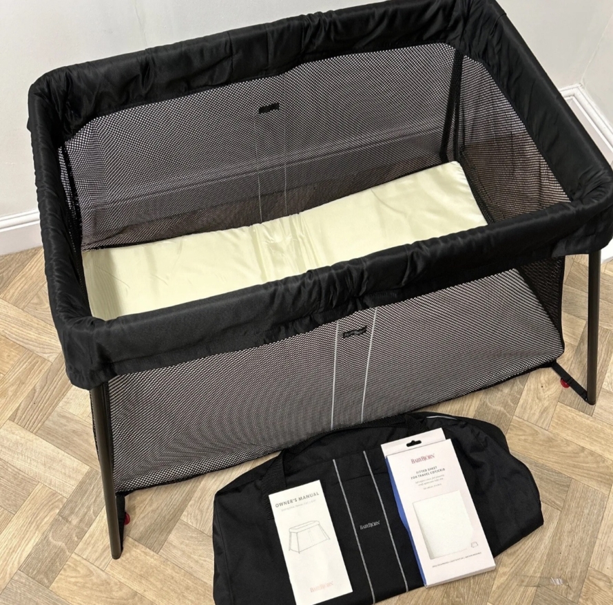 NEW Baby Björn Travel Cot Light Black RRP£250 Victoria Fiona