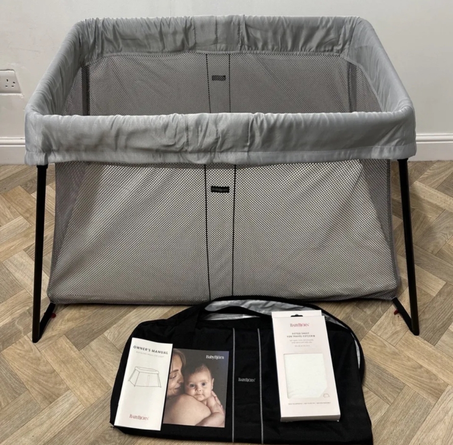 PRELOVED Baby Björn Travel Cot Light - Silver Grey - RRP£250