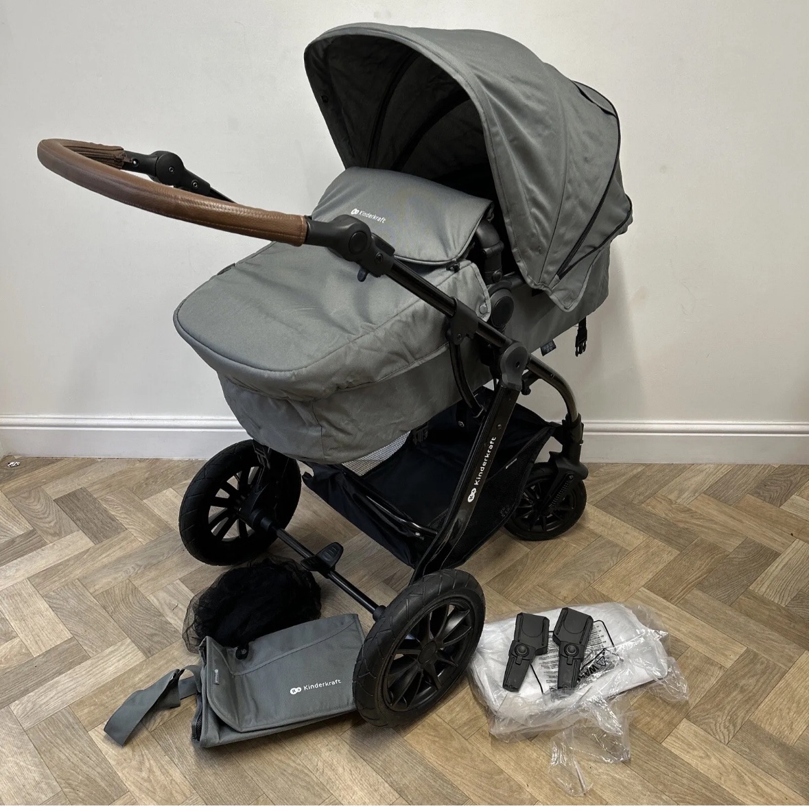 Kinderkraft moov 2 hotsell in 1 pushchair