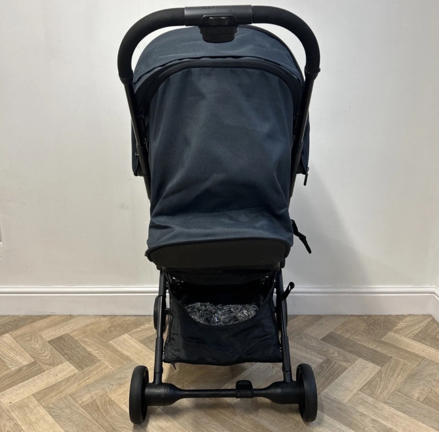 PRELOVED Maxi Cosi Lara2 Lightweight Stroller - Essential Graphite Grey RRP£190 + RC ☔️ - Image 4