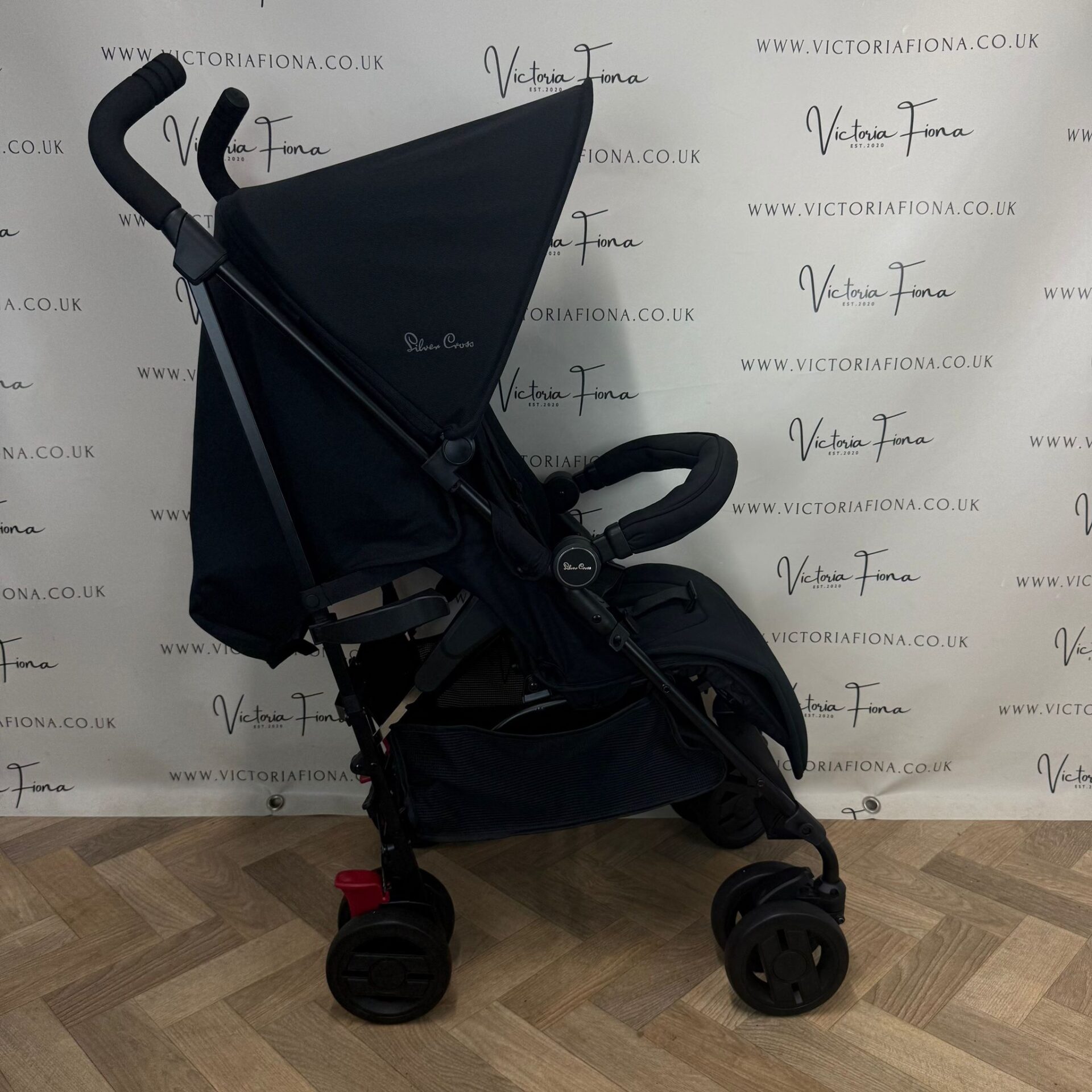 PRELOVED Silver Cross Pop Stroller - Black RRP£245 - Image 2