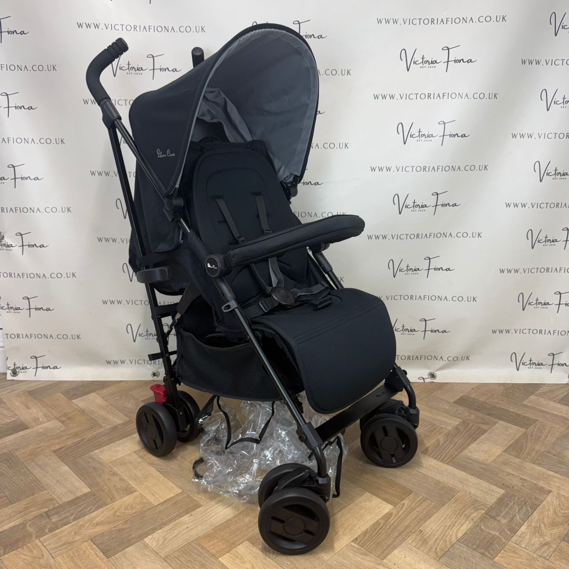 PRELOVED Silver Cross Pop Stroller - Black RRP£245