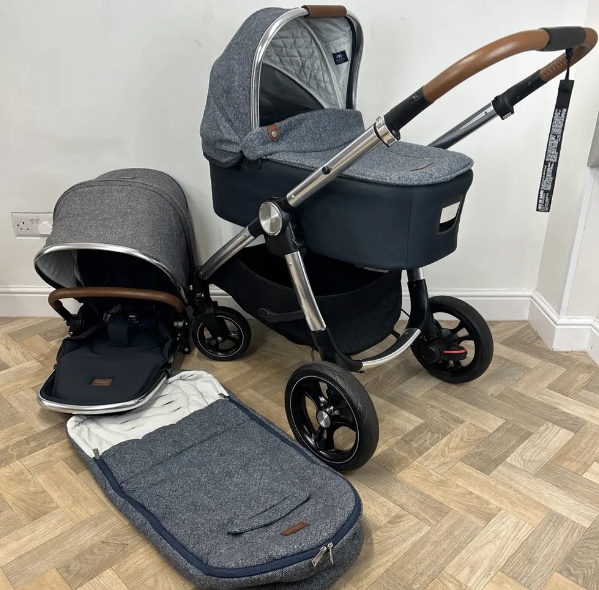PRELOVED Mamas And Papas Ocarro Moon Tweed Pushchair Travel System Navy Blue Parquet