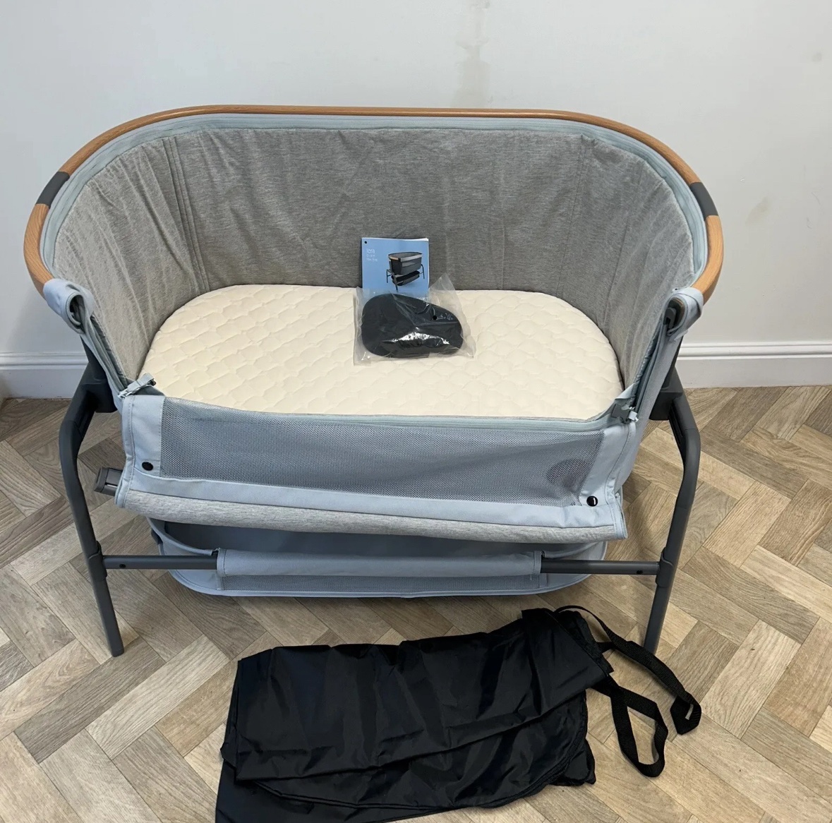 NEW Maxi Cosi Iora Co Sleep Next To Me Cot Crib Grey Victoria Fiona
