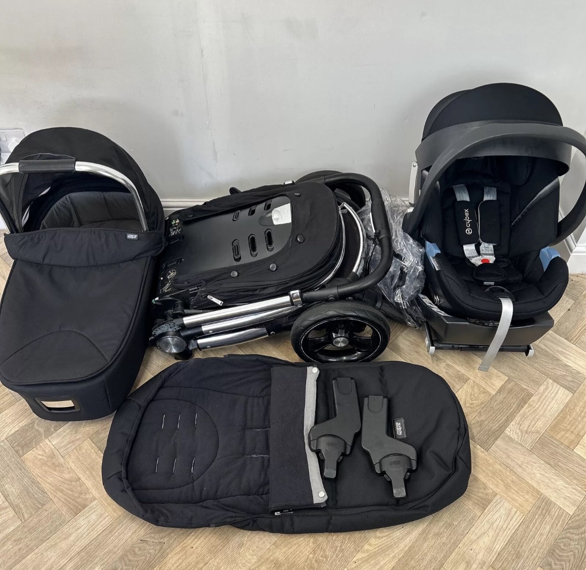 PRELOVED Mamas & Papas Ocarro Travel System (Pushchair, Car Seat