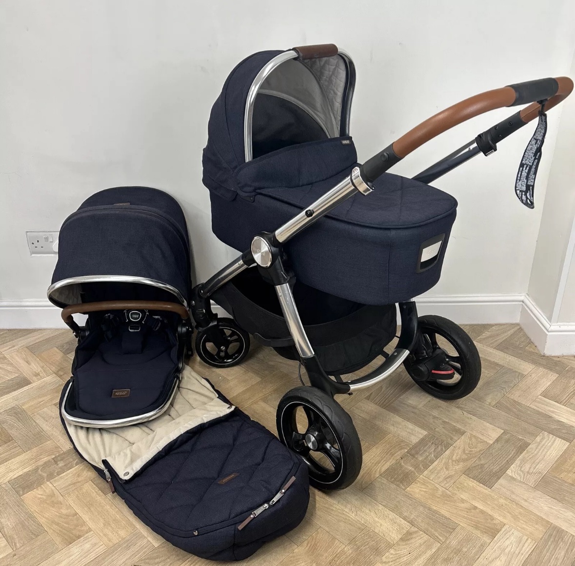 PRELOVED Mamas And Papas Ocarro Pram Pushchair Travel System Navy 💙