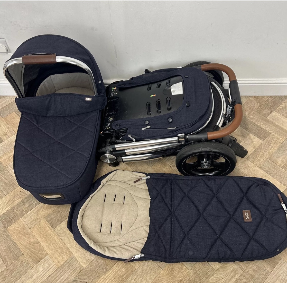 PRELOVED Mamas And Papas Ocarro Pram Pushchair Travel System Navy 💙