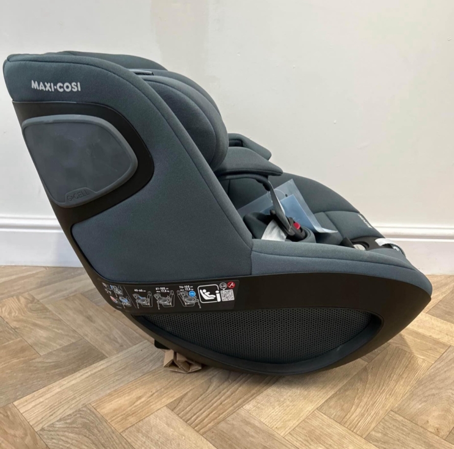 NEW Maxi Cosi Pearl 360 Car Seat & Isofix Base -  GRAPHITE- RRP£490 - Image 3