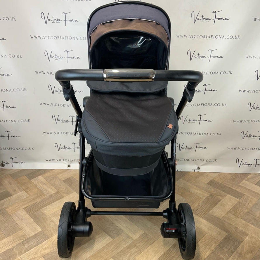 PRELOVED Silver Cross Pioneer Pushchair Travel System + Car Seat Special Edition Eclipse - Image 4