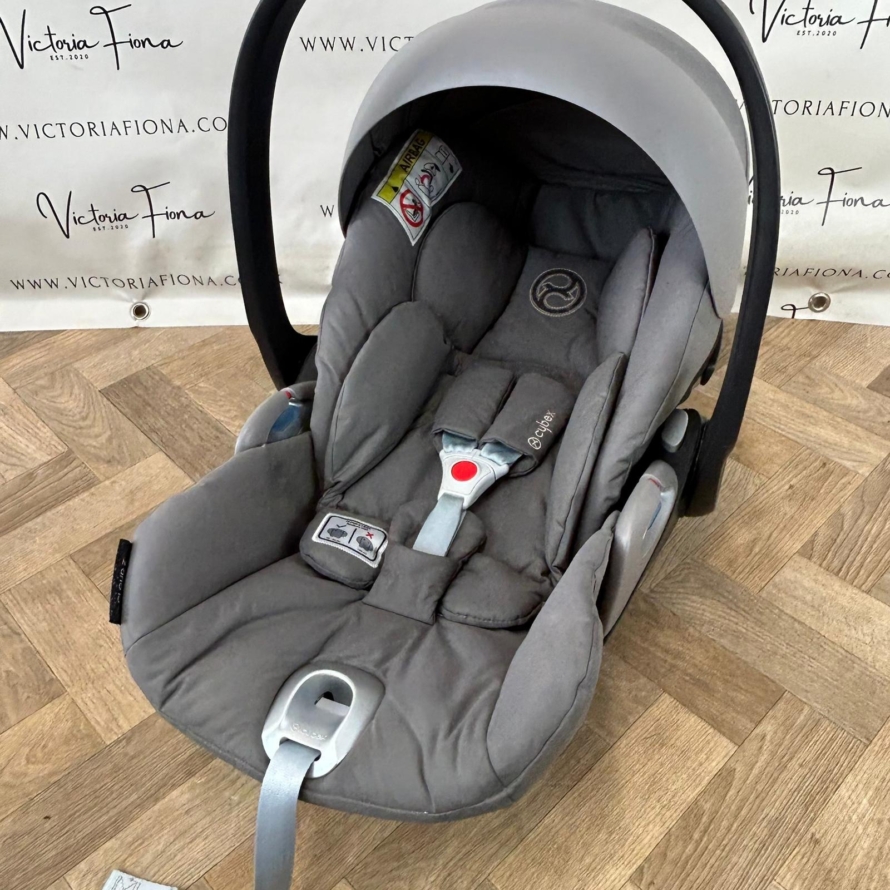 PRELOVED Cybex Cloud Z Lie Flat Rotating Car Seat & Z Isofix Base - Grey - Image 2