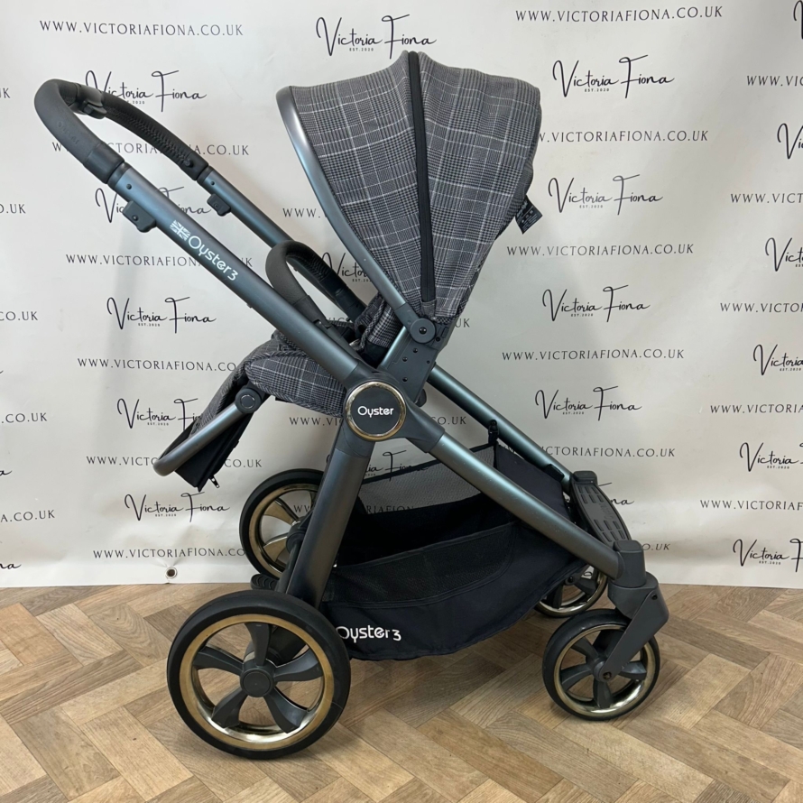 PRELOVED Babystyle Oyster 3 Pushchair & Carrycot - Manhattan Grey Check 🩶 - Image 7