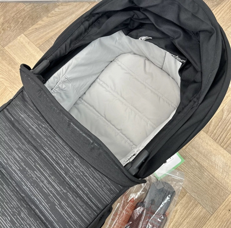 NEW Baby Jogger City Tour 2 Double Carrycot - Pitch Black RRP £130 - Image 3