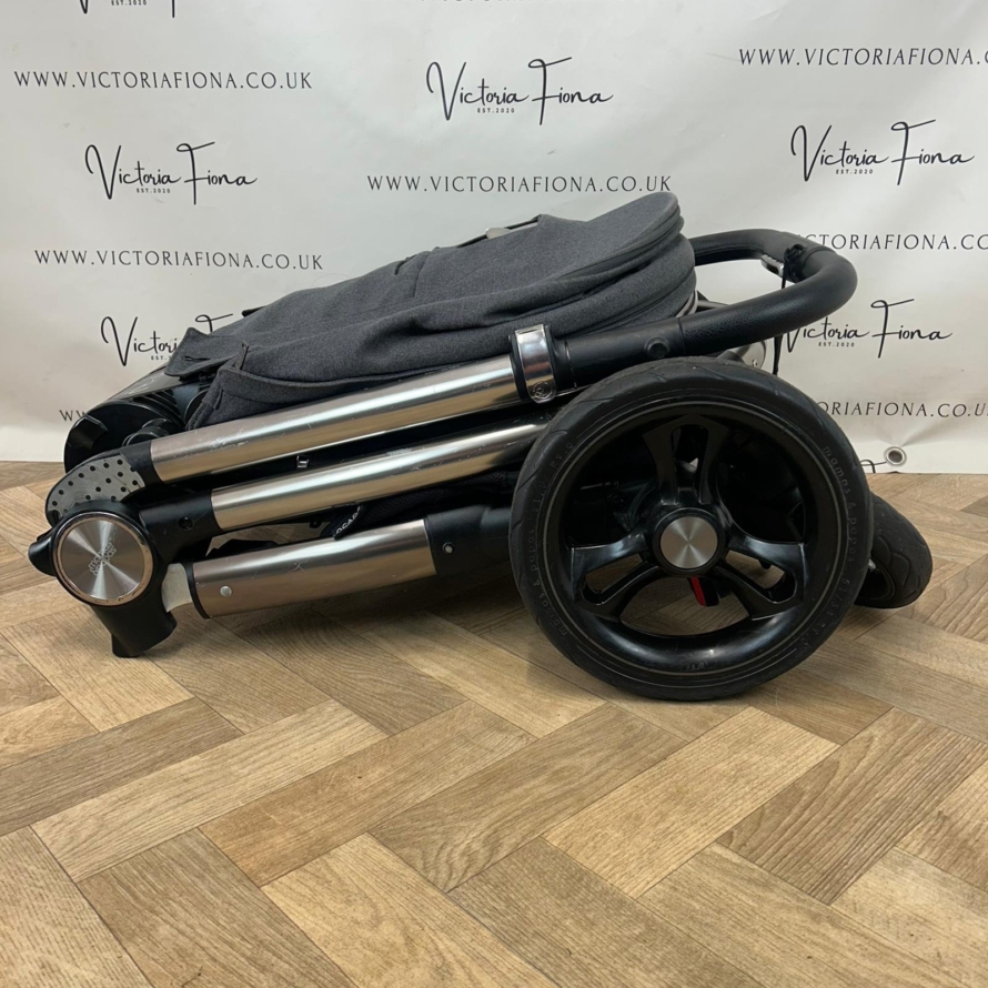 PRELOVED Mamas And Papas Ocarro Pushchair & Carrycot - Onyx Black 🖤 - Image 10