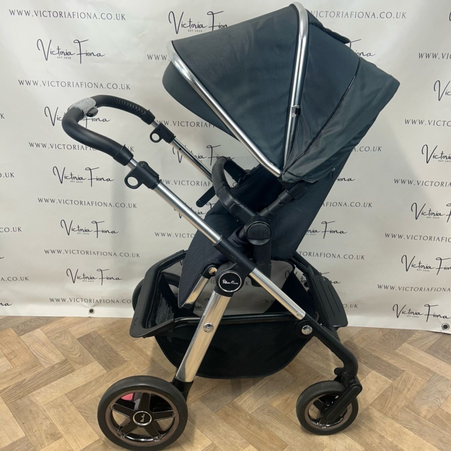 PRELOVED Silver Cross Pioneer Pushchair + Carrycot - PEPPER BLACK & CHROME - Image 4