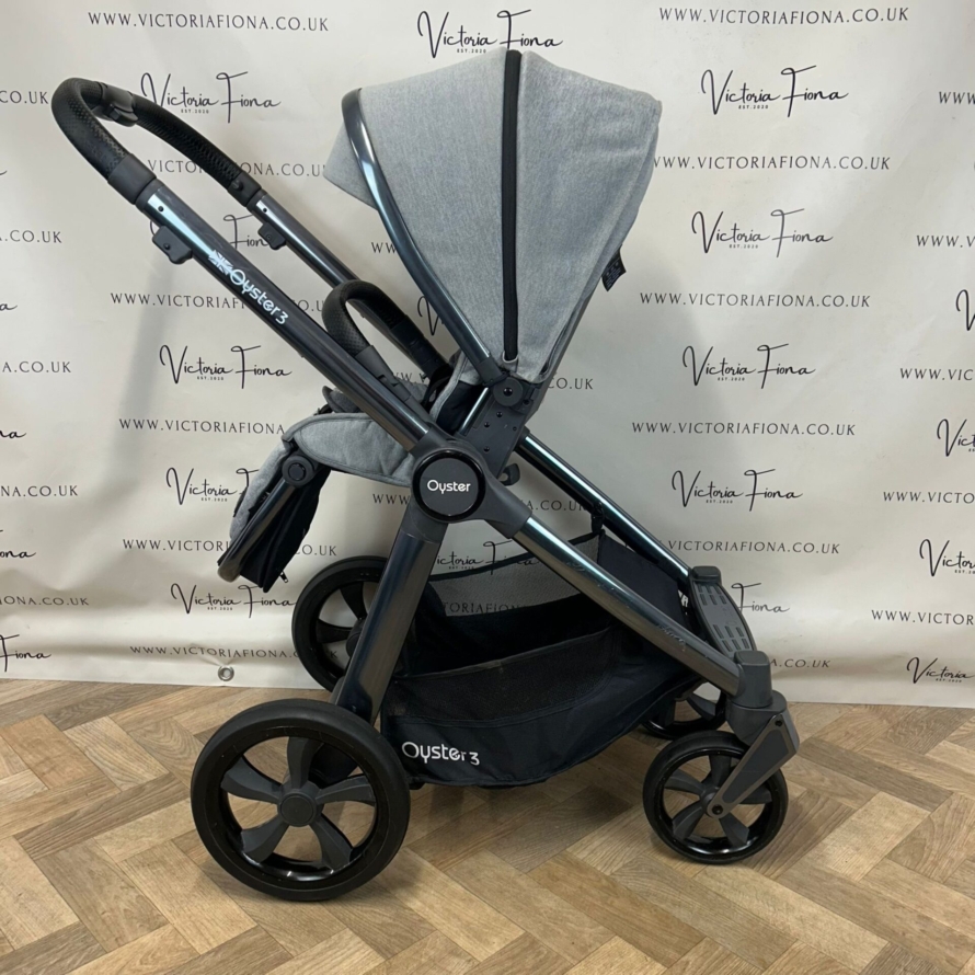 PRELOVED Babystyle Oyster 3 Pushchair & Carrycot - Moon Grey 🌒 - Image 7