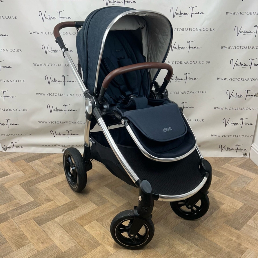PRELOVED Mamas And Papas Ocarro Pushchair & Carrycot - Navy Flannel 💙 - Image 9