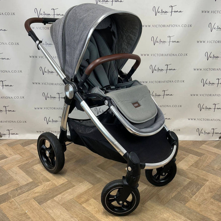PRELOVED Mamas & Papas Ocarro Pushchair & Carrycot Travel System - Grey Twill 🩶 - Image 9