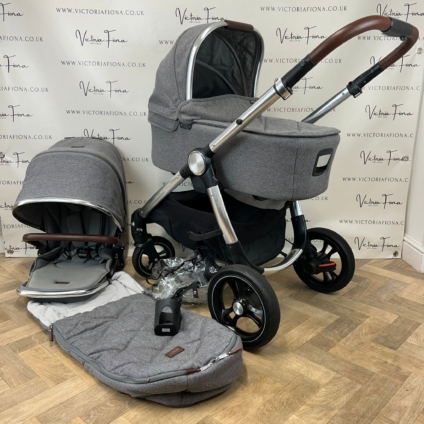 PRELOVED Mamas & Papas Ocarro Pushchair & Carrycot Travel System - Grey Twill 🩶