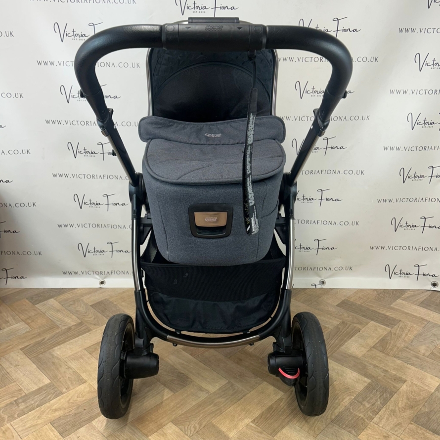 PRELOVED Mamas And Papas Ocarro Pushchair & Carrycot - Onyx Black 🖤 - Image 3