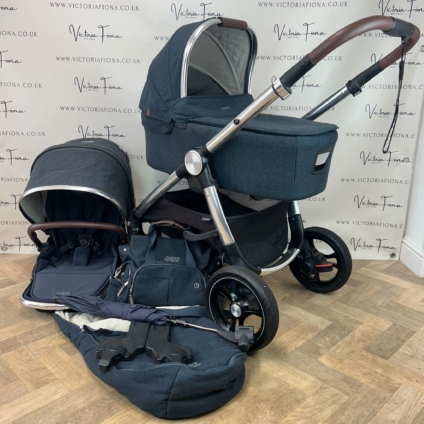 PRELOVED Mamas And Papas Ocarro Pushchair & Carrycot - Navy Flannel