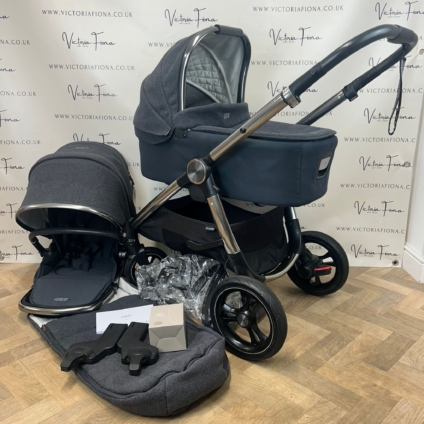 PRELOVED Mamas And Papas Ocarro Pushchair & Carrycot - Navy Classic