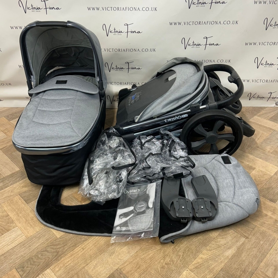 PRELOVED Babystyle Oyster 3 Pushchair & Carrycot - Moon Grey 🌒 - Image 10