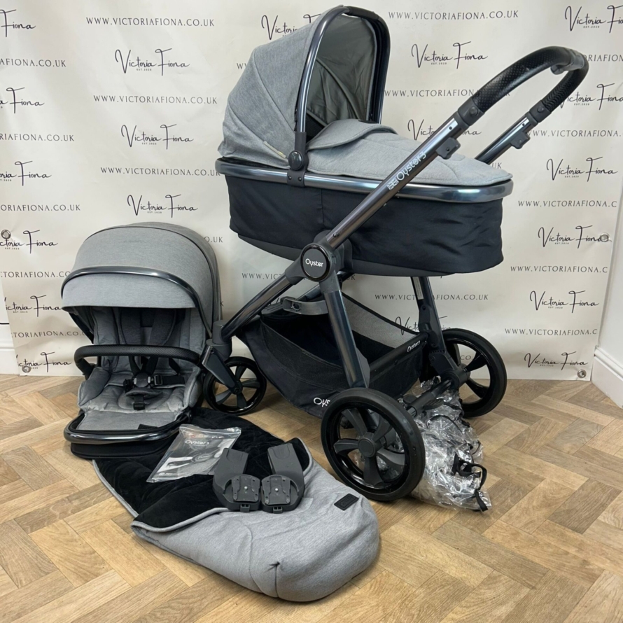 PRELOVED Babystyle Oyster 3 Pushchair & Carrycot - Moon Grey 🌒