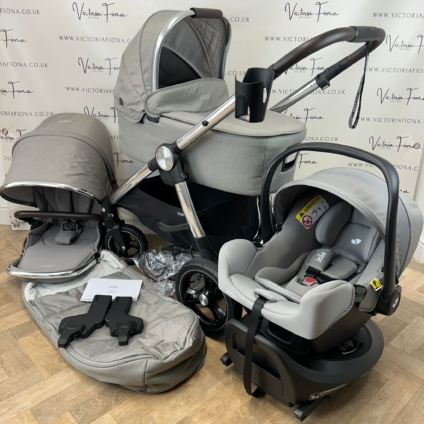 PRELOVED Mamas And Papas Ocarro Pushchair & Carrycot - Greige 🩶🤎