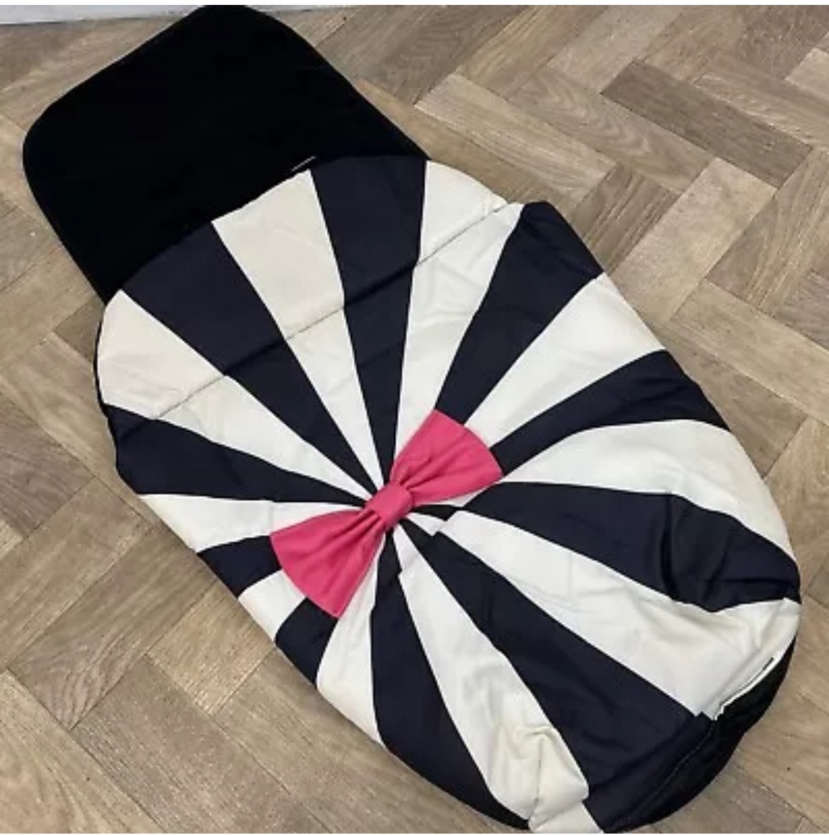 NEW Cosatto Universal Stroller Pushchair Footmuff Black White Swirl Pink Bow