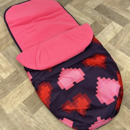 NEW Cosatto Universal Stroller Pushchair Footmuff - Purple & Pink Pixel Heart ❤️