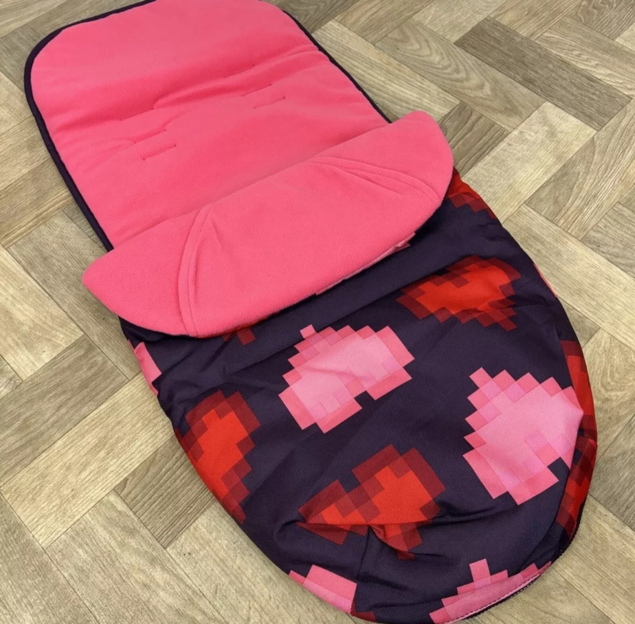 NEW Cosatto Universal Stroller Pushchair Footmuff - Purple & Pink Pixel Heart ❤️