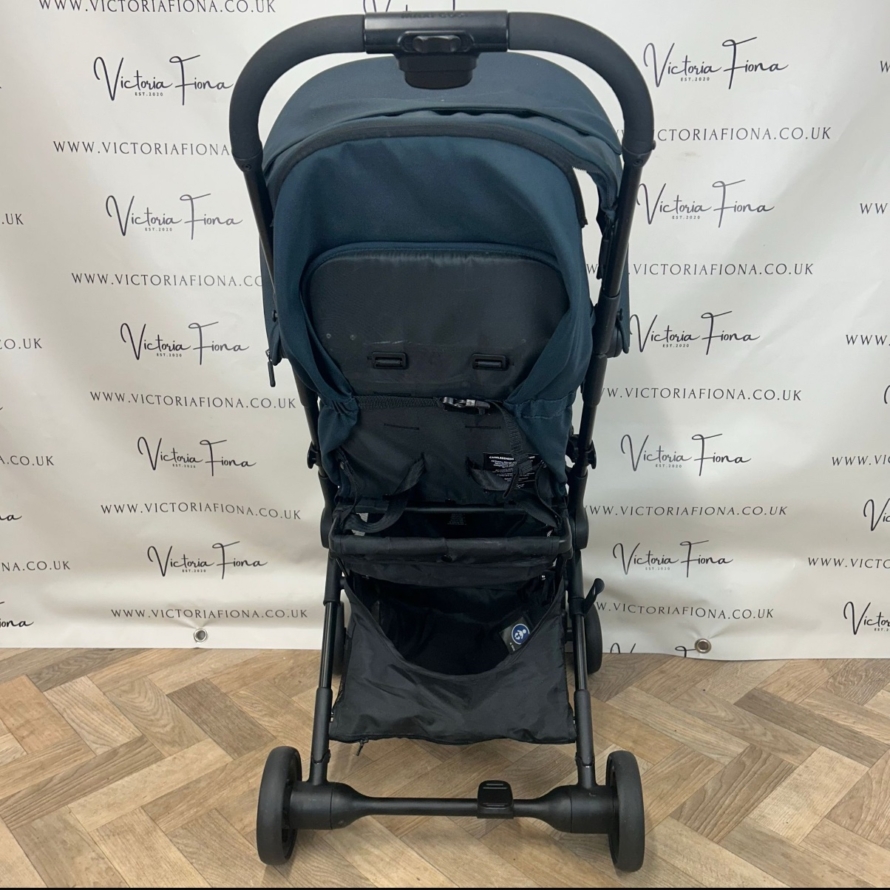 PRELOVED Maxi Cosi Lara2 Lightweight Stroller - Essential Graphite Grey RRP£190 ☔️ - Image 3