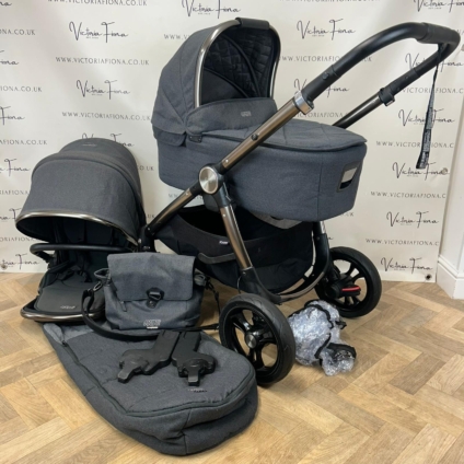 PRELOVED Mamas And Papas Ocarro Pushchair & Carrycot - Onyx Black 🖤