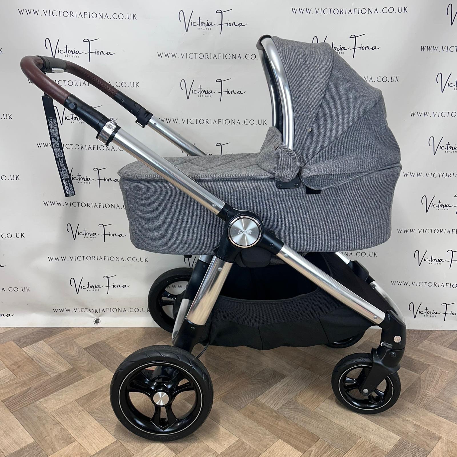 PRELOVED Mamas & Papas Ocarro Pushchair & Carrycot Travel System - Grey Twill 🩶 - Image 4
