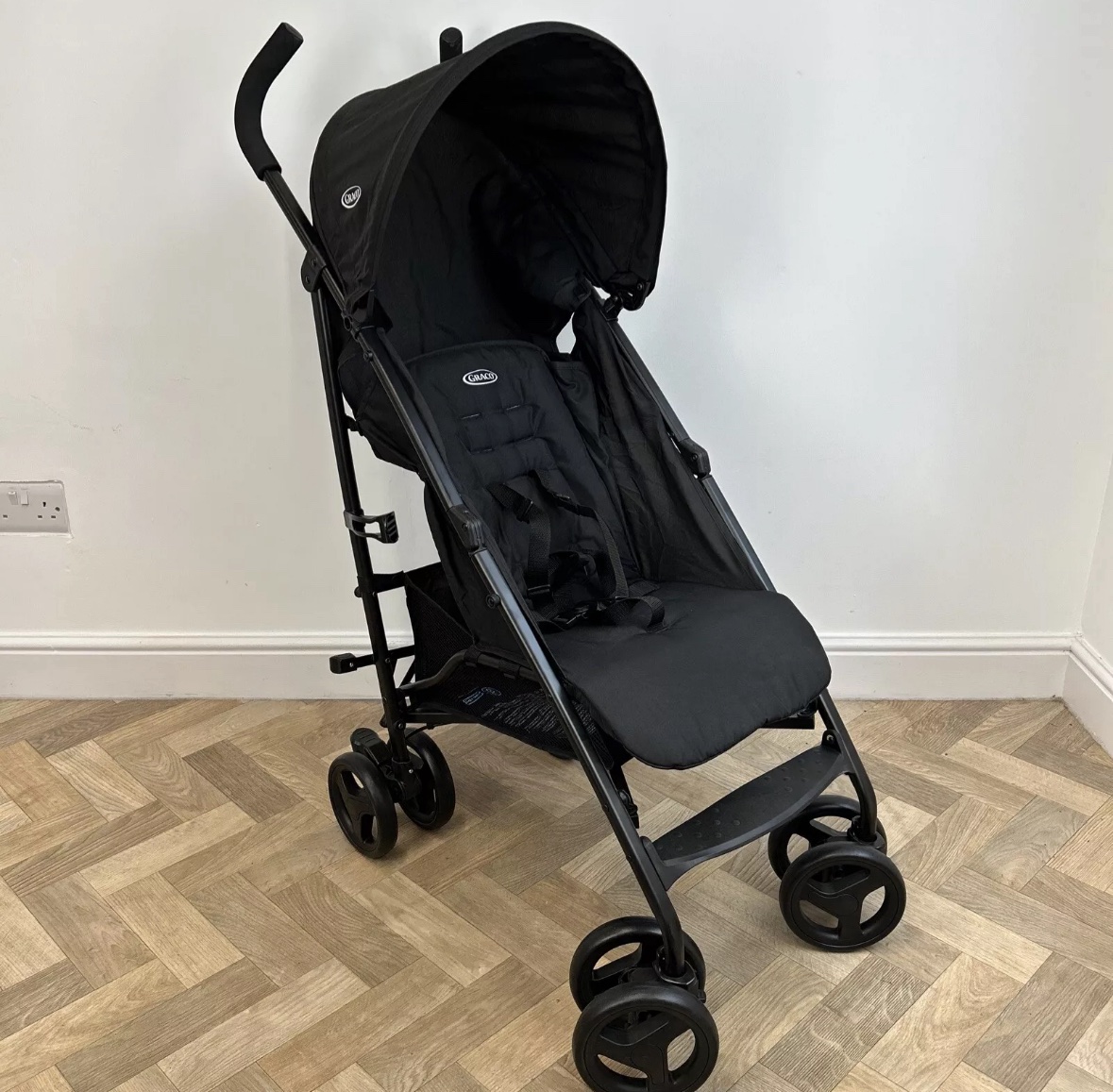 NEW Graco Ezlite Lightweight Stroller Pushchair Black Birth-15kg RRP £50