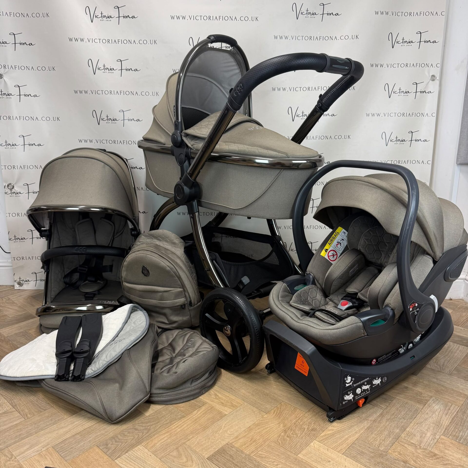 PRELOVED Egg 2 Pushchair & Carrycot - Full Travel System – Mink