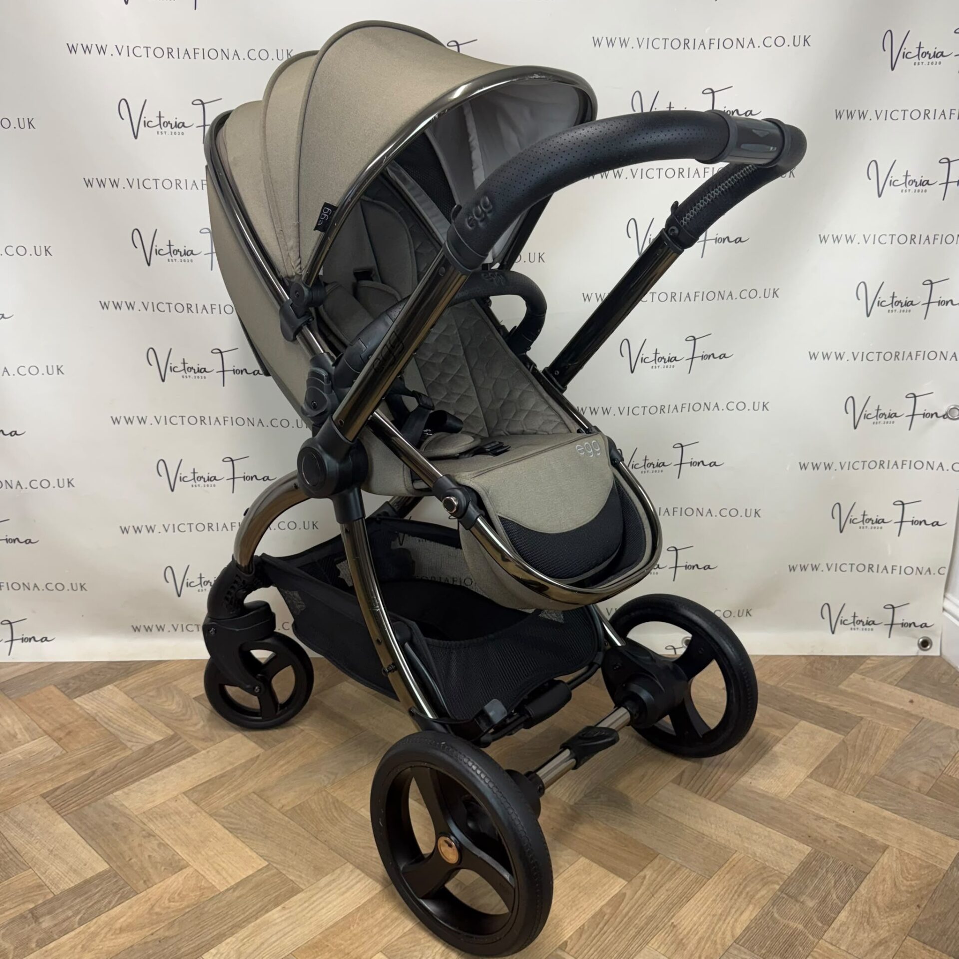 PRELOVED Egg 2 Pushchair & Carrycot - Full Travel System – Mink - Image 6