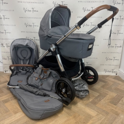 PRELOVED Mamas & Papas Ocarro Carrycot & Pushchair - Fossil Grey
