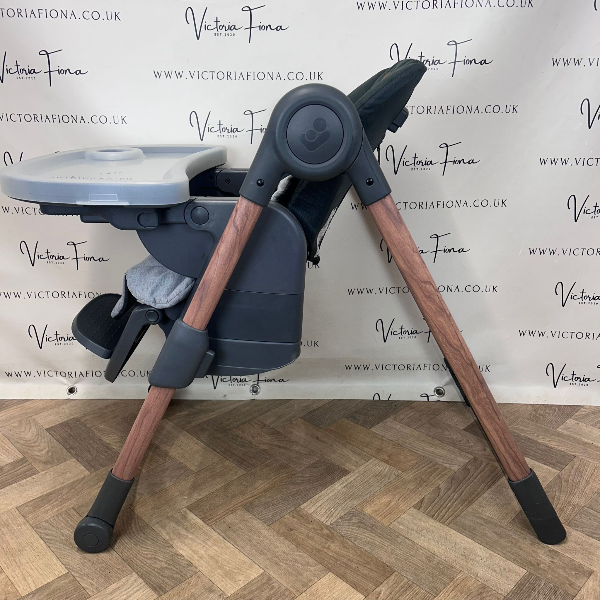 PRELOVED Maxi Cosi Minla 6 In 1 Highchair- Graphite RRP £190 - Image 3