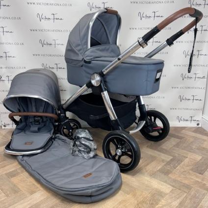 PRELOVED Mamas & Papas Ocarro Carrycot & Pushchair - Fossil Grey
