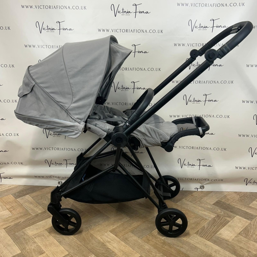 PRELOVED Cybex Mios Pushchair & Carrycot - Black Chassis with Grey Seat & Jewels of Nature Carrycot 🪲 - Image 5
