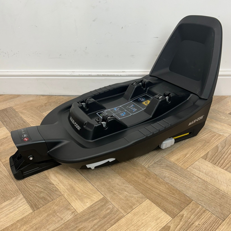 NEW Maxi Cosi Family Fix 3 Isofix Base (R129)
