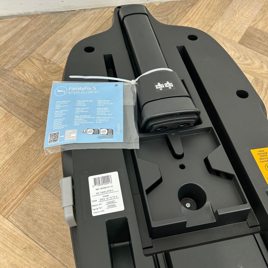 NEW Maxi Cosi Family Fix S Isofix Base RRP£110 - Image 2