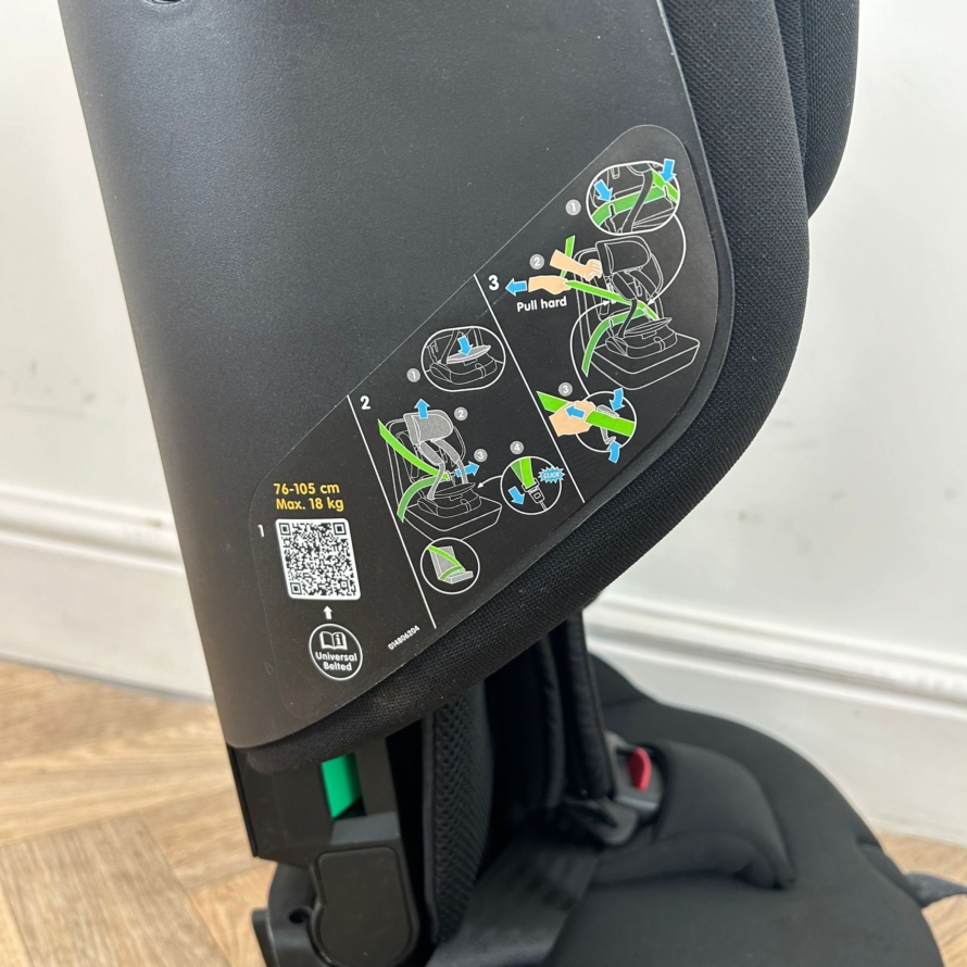 PRELOVED Maxi Cosi Nomad Plus Travel Foldable Car Seat - Black 9-18kg - Image 3