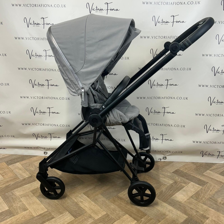 PRELOVED Cybex Mios Pushchair & Carrycot - Black Chassis with Grey Seat & Jewels of Nature Carrycot 🪲 - Image 6